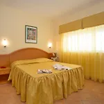 Otel Hotel Katy 3*