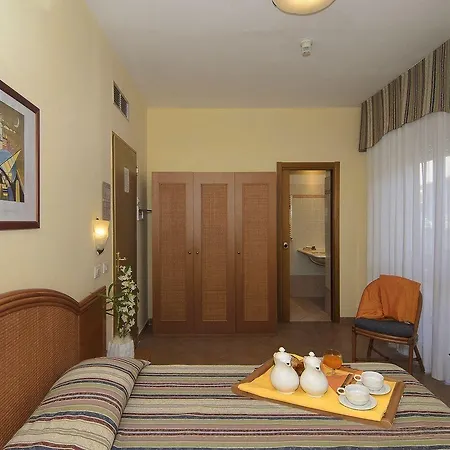 Hotel Katy Hotel 3*