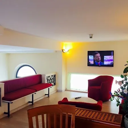 Katy Отель Виареджо