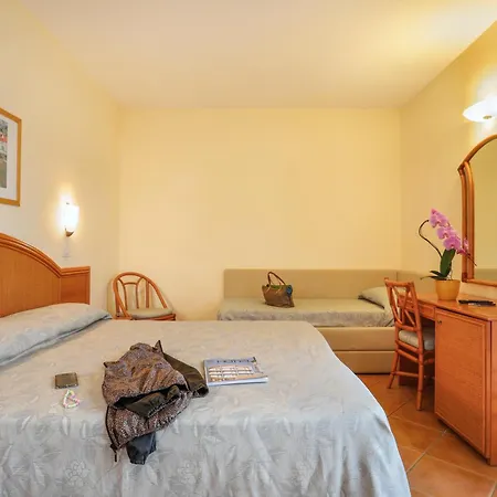 Katy Виареджо