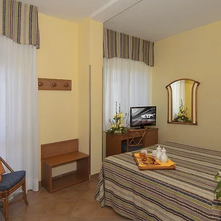 Katy Отель Виареджо