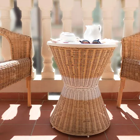 Katy 3* Виареджо