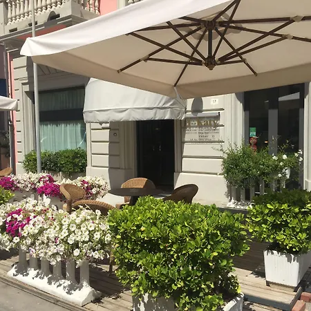 Отель Katy Виареджо