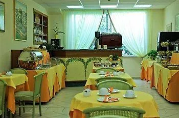 Otel Hotel Katy 3*