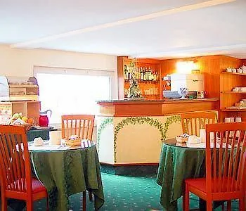Katy Hotel